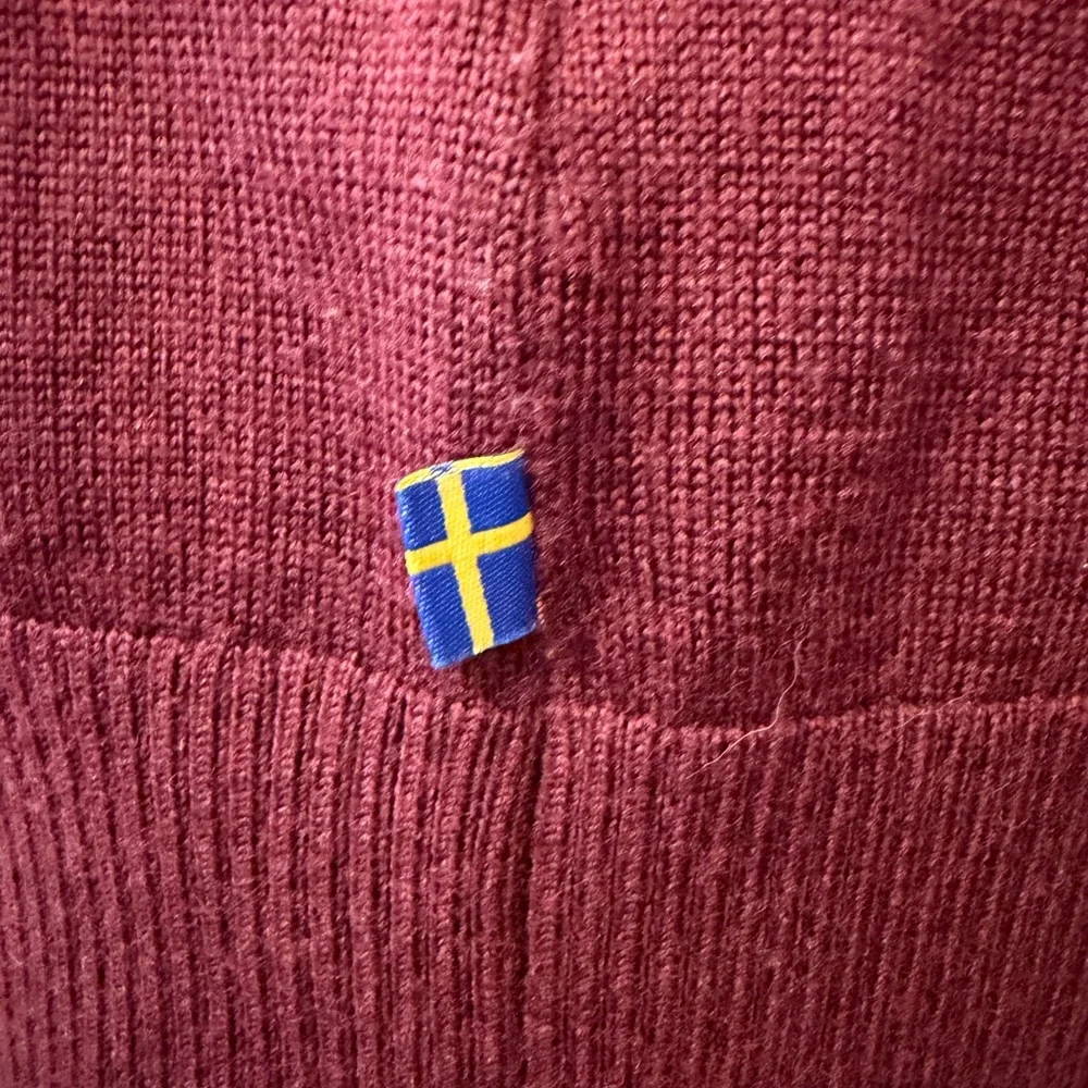Fjallraven Women's V-Neck Maroon Sweater - Picture 7 of 7